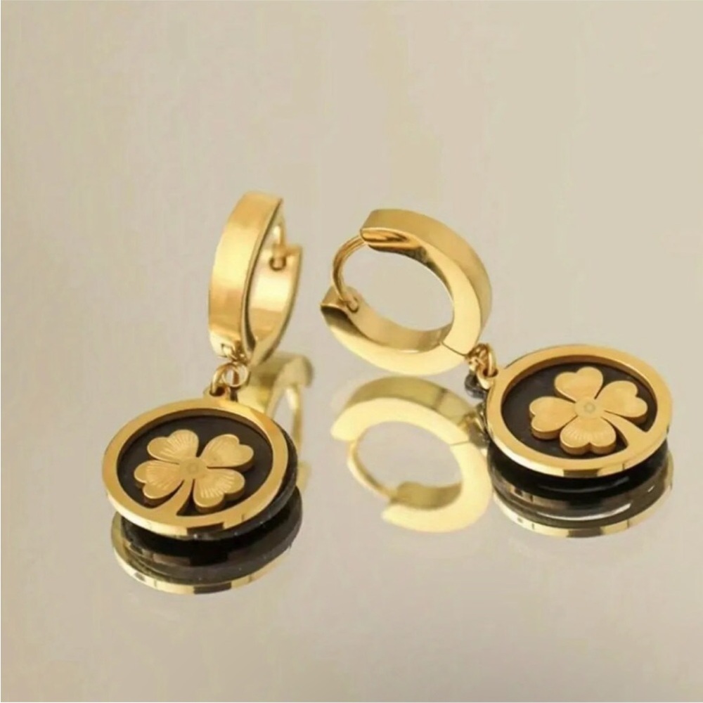 New gold-plated stainless steel hoop earrings four-leaf clover charm black inlay